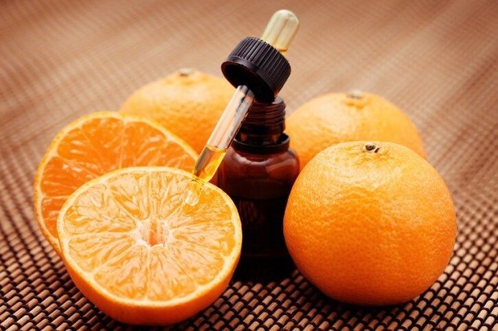Apelsīnu ēteriskā eļļa ir lielisks ādas toniks